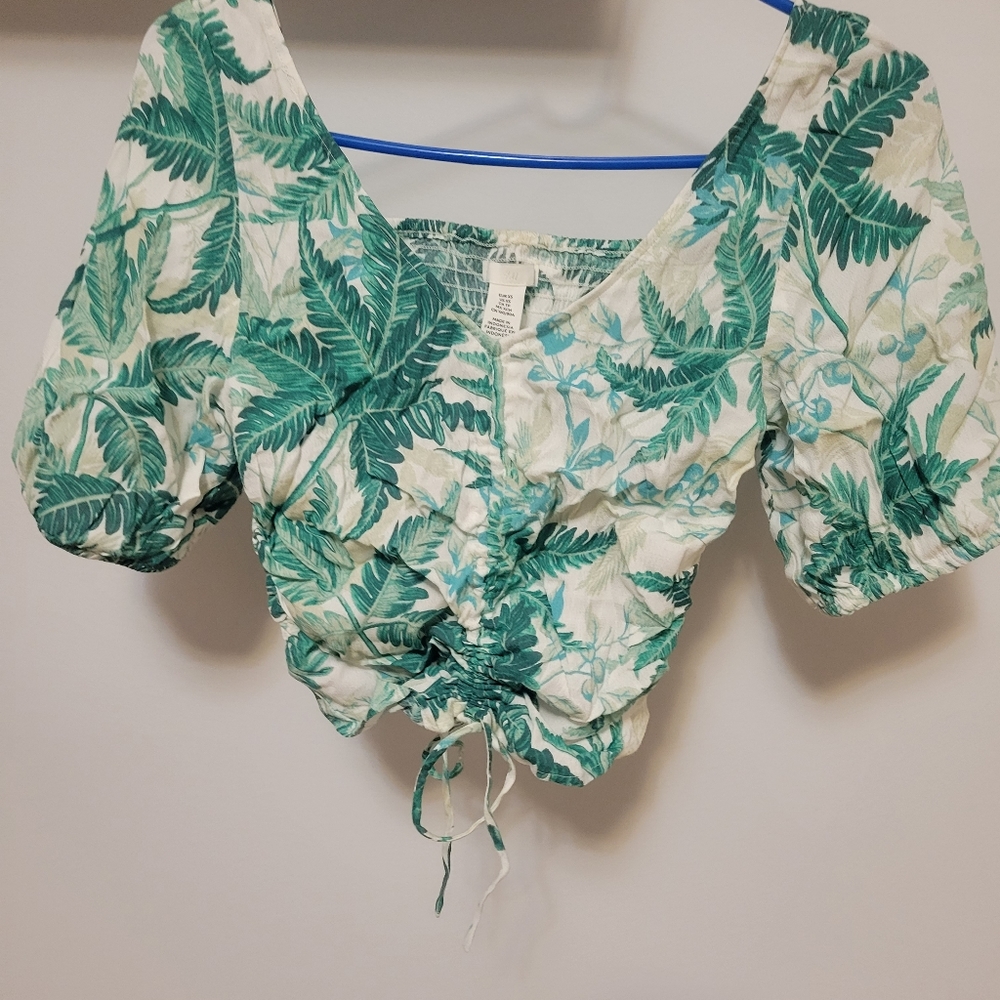 Summer green H&M top